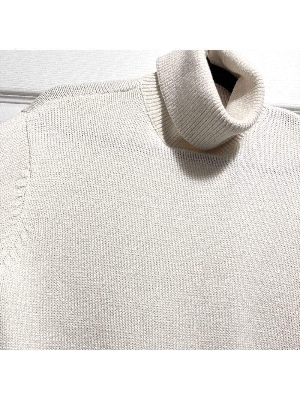 Aritzia TNA York Turtleneck Sweater Cream Cotton Blend Relaxed Fit Size Small - Picture 7 of 14